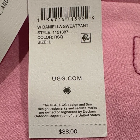 UGG Pink Daniella Sweatpants joggers NWT size large,light pink pockets - Picture 3 of 7